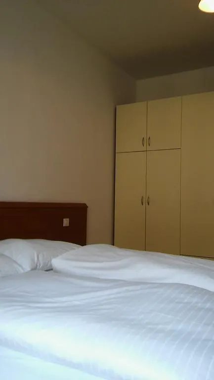 Apartment Plzenska 26 Praga
